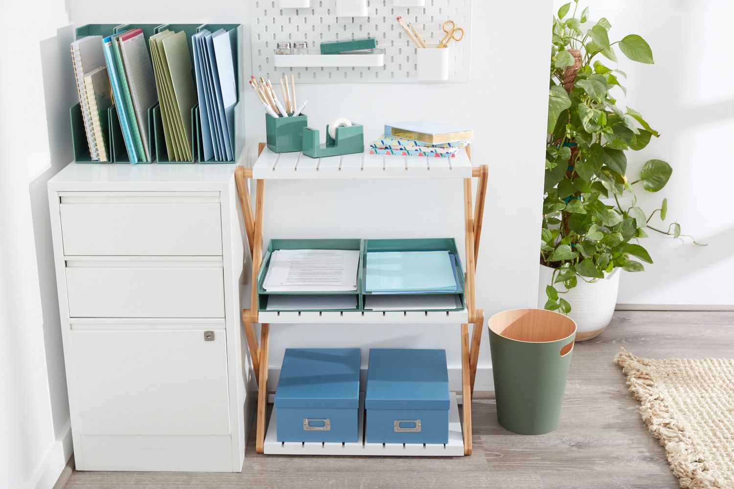a - 13 quick and easy ways to organize your important documents using cardboard file holders