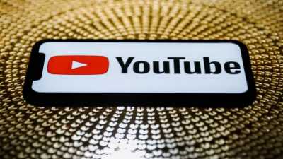 YouTube adds ads but won’t pay all content-makers – BBC News