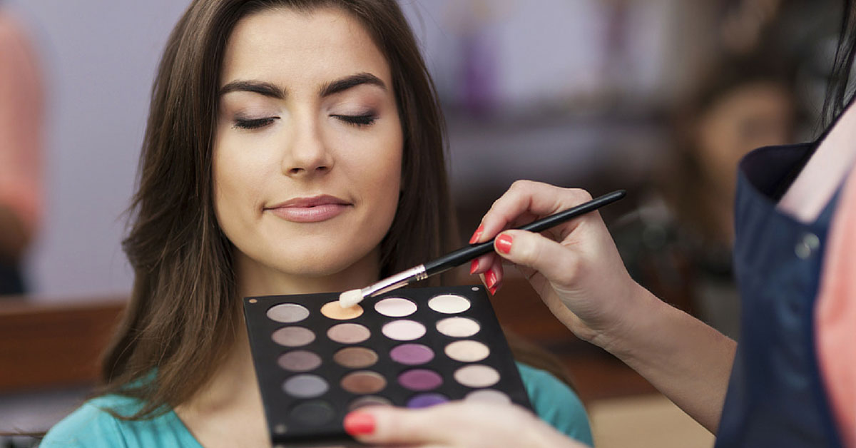 Do I Need Qualifications if I Want to Become a Bridal Make up Artist 72887 1 - Do I Need Qualifications if I Want to Become a Bridal Make-up Artist?