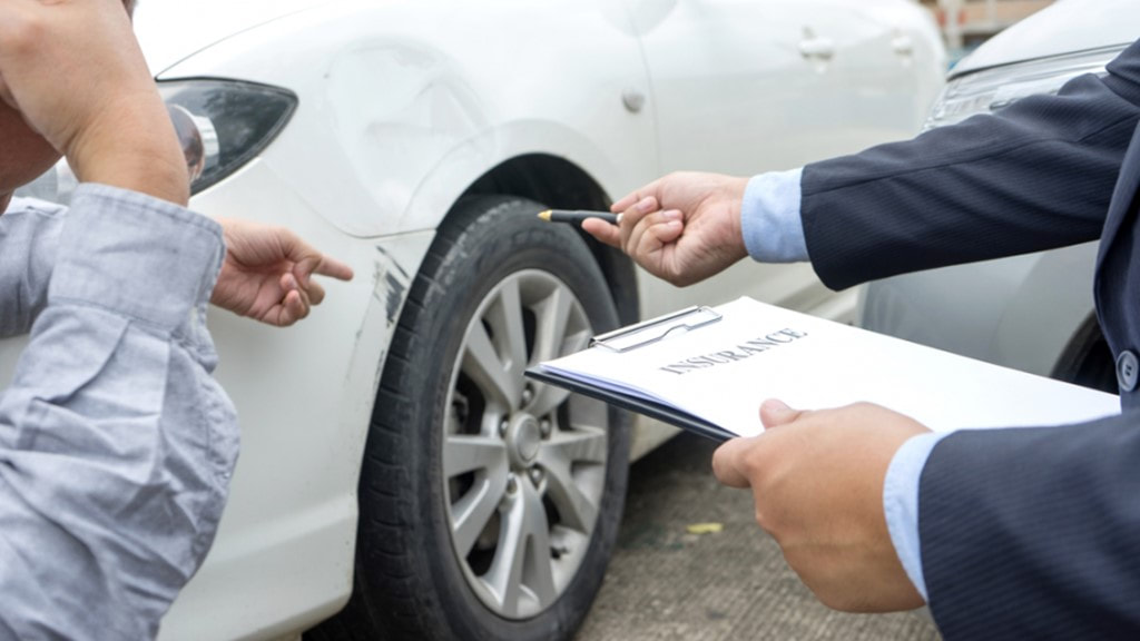 How Can An Attorney Help You With Your Car Accident Claim 73649 1 - How Can An Attorney Help You With Your Car Accident Claim?